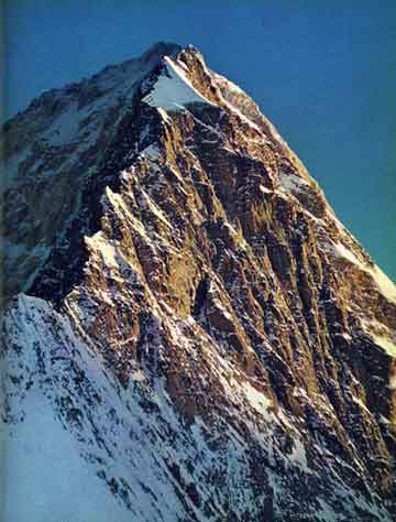 
The difficult and dangerous Gasherbrum IV northeast ridge has an endless series of knife edge rocks faces, overhangs, ice cliffs, and cornices - Karakoram The Ascent Of Gasherbrum IV book
